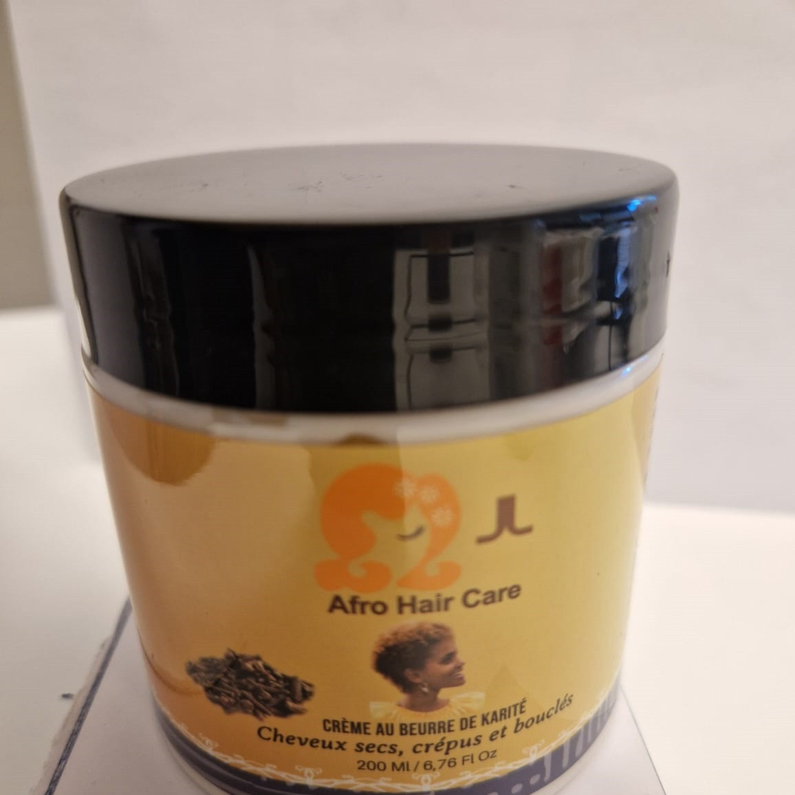 Afro Hair Care - Shea Butter Hair Cream / Crème pour Cheveux - 200ml/6.76oz